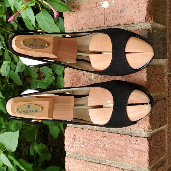 Taryn Rose peep toe heels - Picture 4 of 7